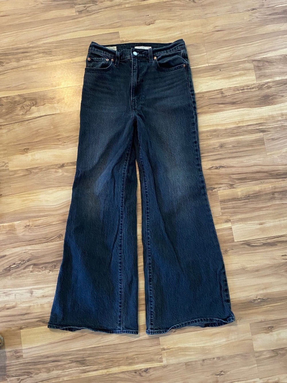 Black Levi’s Premium Ribcage Bell jeans